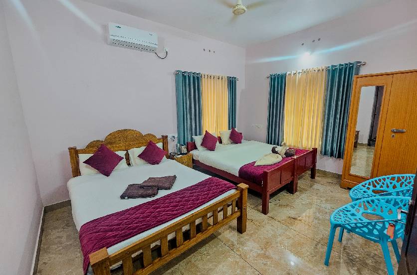 Deluxe Family Room